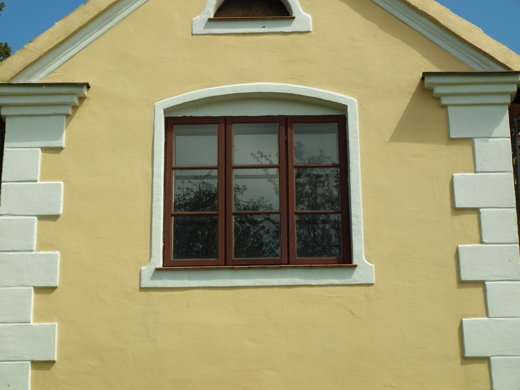 Dworek Szarki Exteriör bild
