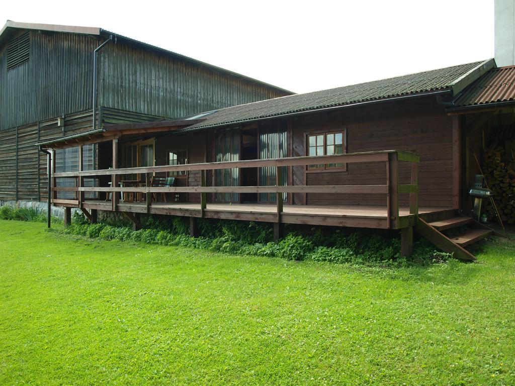 Dworek Szarki Exteriör bild