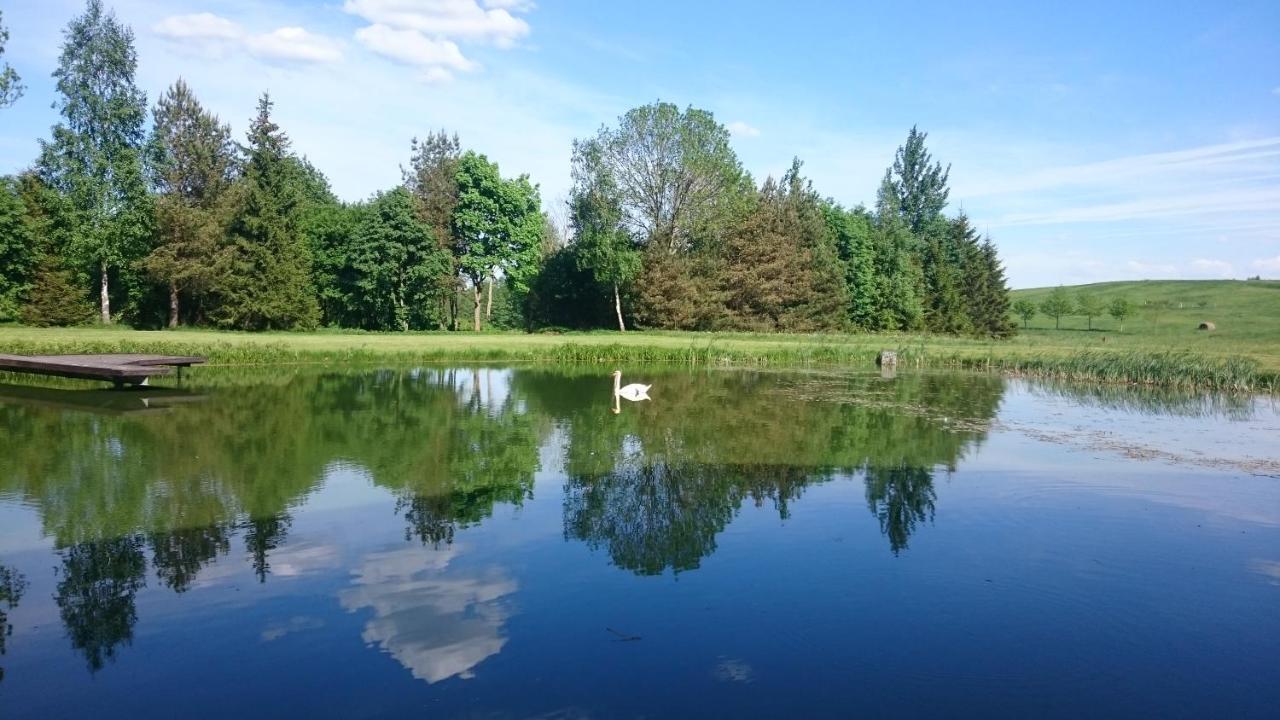 Dworek Szarki Exteriör bild